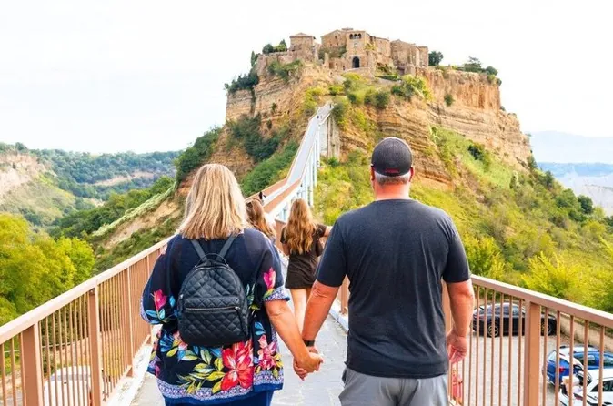 Tagesausflug Civita, Montepulciano & Pienza mit Mittagessen